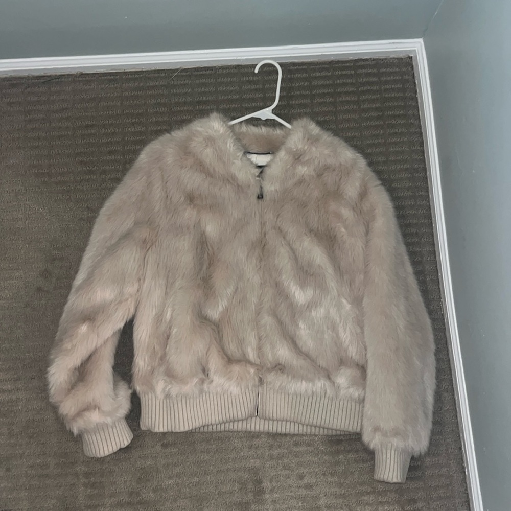 Medium banana republic pink faux fur jacket